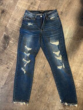 Distressed Dark Blue Women’s Jeans